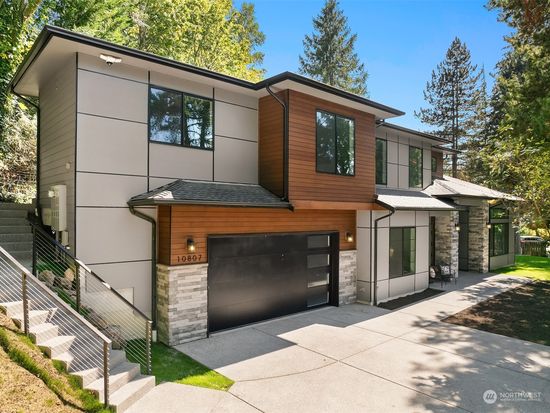 10807 NE 26th Street, Bellevue, WA 98004