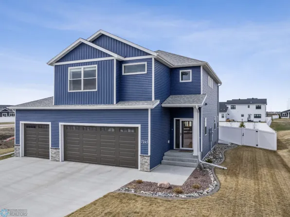 7245 Eagle Pointe Dr S, Fargo, ND 58104