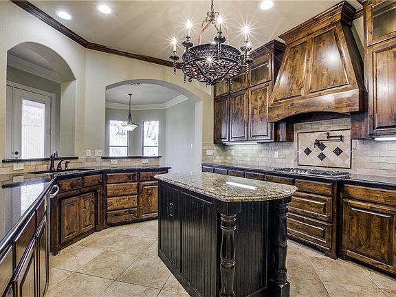 4th image of 4100 Tuscany Oaks Dr