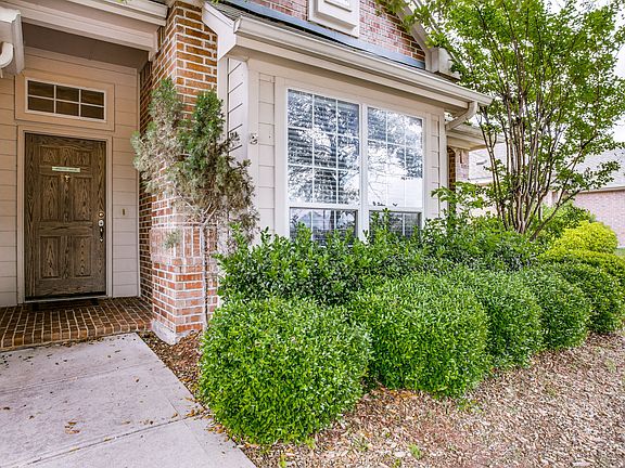 7025-hedgebrook-dallas-tx-High-Res-3.jpg
