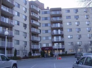 151 Coolidge Ave APT 706, Watertown, MA 02472