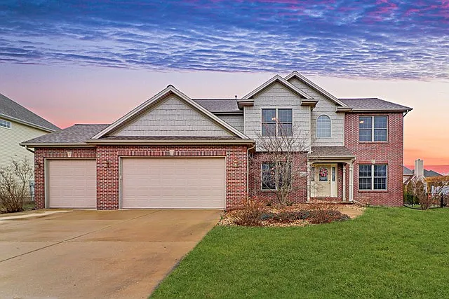 3604 Matthew Dr photo 1