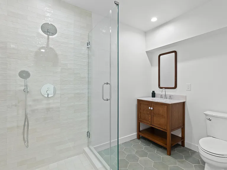 1022 3/4 Carol Dr #1022-3/4 — Photo 9