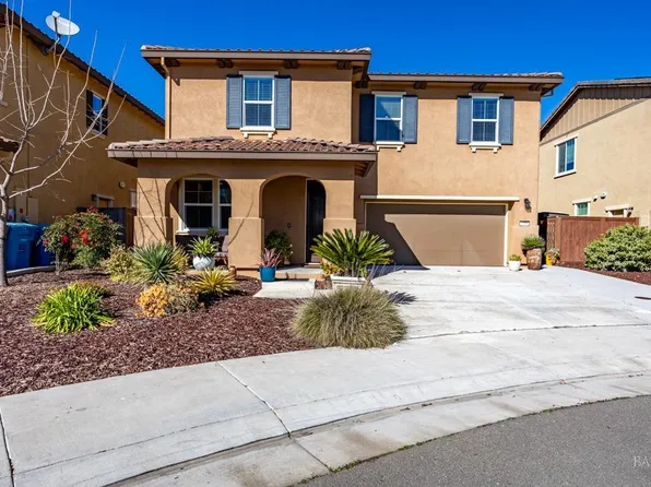 1135 Legion Ct, Dixon, CA 95620