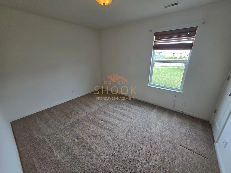 2427 Maxwell Dr — Photo 12
