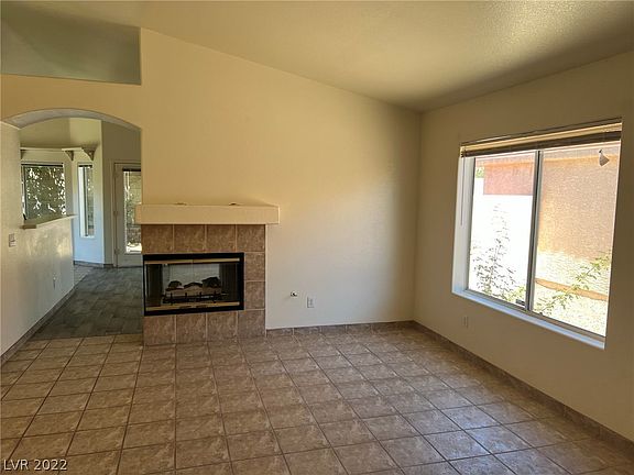 4th image of 3405 Adventure Ct