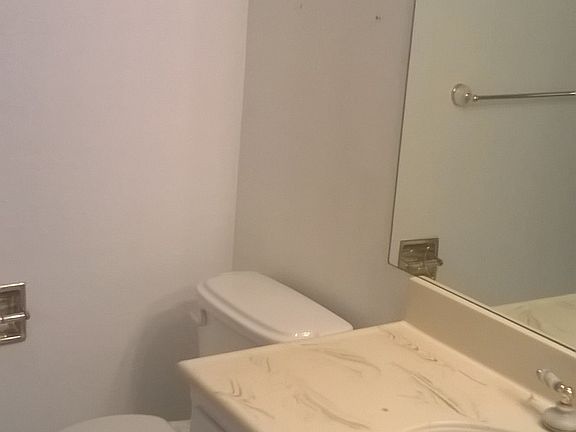 2nd image of 2257 Fair Park Ave APT 103