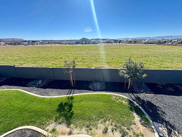 3134 E Blue Heron Dr — Photo 37