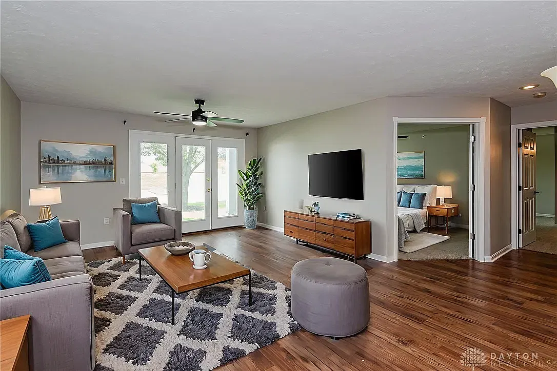 3 bed, 1472 sqft, $1,850 — Photo 2