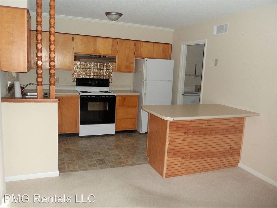 1st image of 137 Gentilly Dr APT 12