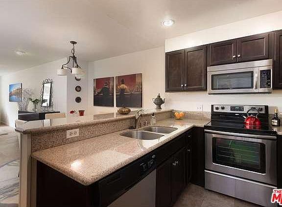 5th image of 2260 N Cahuenga Blvd APT 206