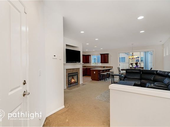 4th image of 3932 62nd Avenue Ct E