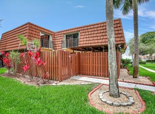 11865 SW 11th Ct, Davie, FL 33325