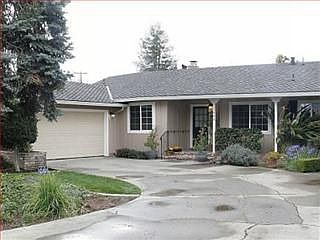 1st image of 1555 Larkspur Dr
