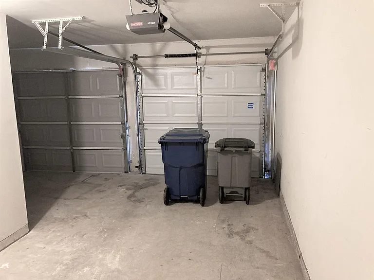 21215 Branford Hills Ln — Photo 30