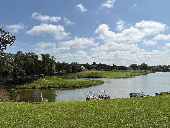 5th image of 1800 Karl Lake Ct