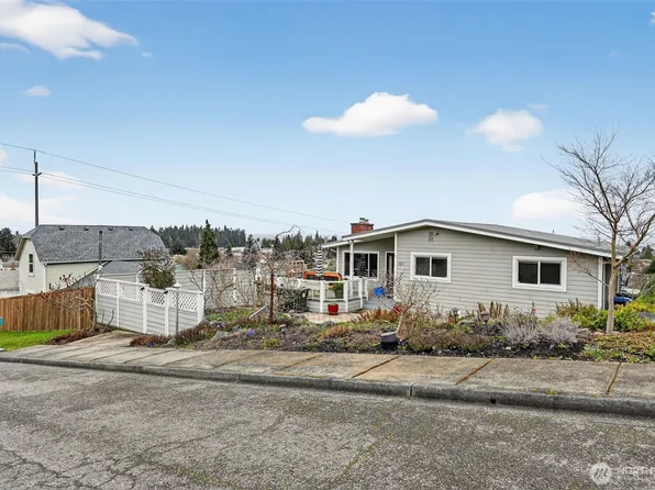 1111 E 8th Street, Port Angeles, WA 98362