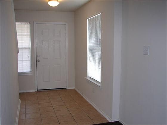 4th image of 9014 Blue Cedar Ln