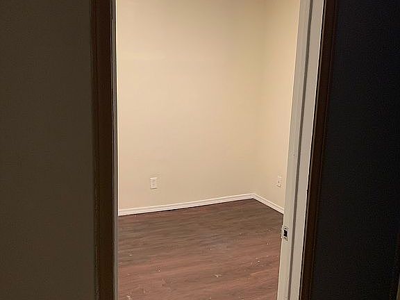 2nd image of 2480 E Outer Dr