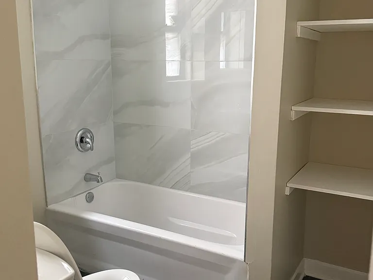 4710 N Monticello Ave #1 — Photo 5