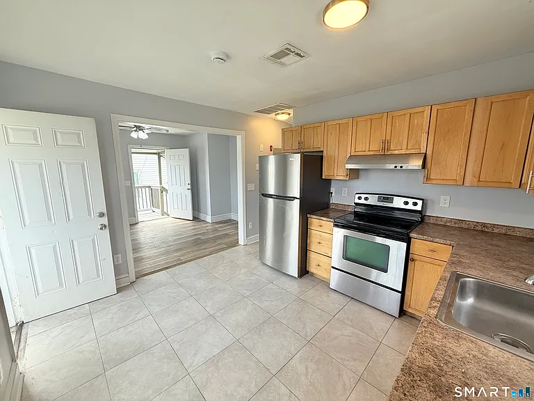 31 Beecher Ave #2 — Photo 6