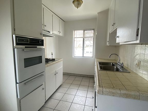 4th image of 501 W Doran St APT 2