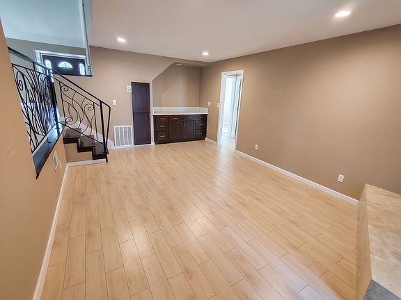5th image of 2844 Sombrero Cir
