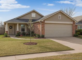 6640 E 129th St S, Bixby, OK 74008