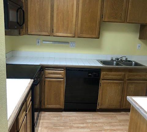 5th image of 2909 Cowley Way Unit J