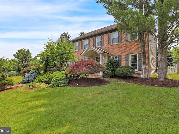 5th image of 1723 Colony Dr