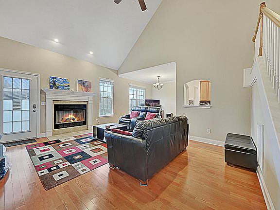 3rd image of 1761 Bonnie Roach Ln
