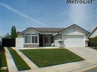 7945 Quaker Ridge Way, Sacramento, CA 95829