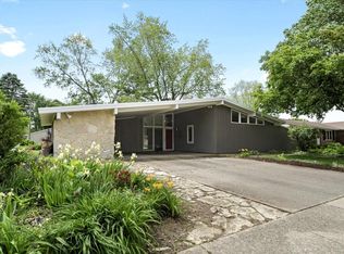 1205 Theodore Dr, Champaign, IL 61821