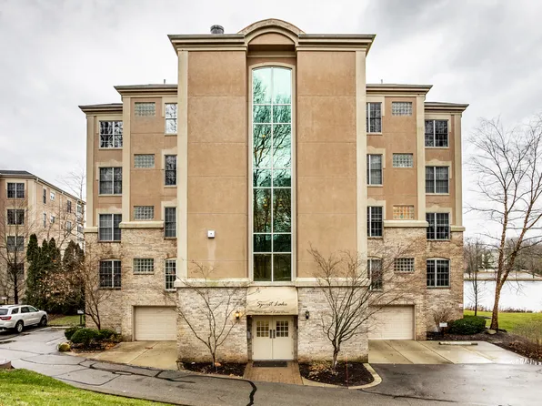6750 Spirit Lake Dr Unit 201, Indianapolis, IN 46220