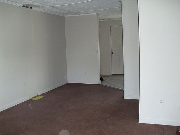 3rd image of 3 Badger Ct