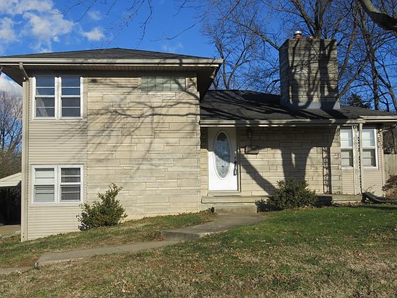 2nd image of 417 Daniels Ln