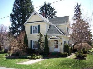 631 Fenton Ave, Conneaut, OH 44030