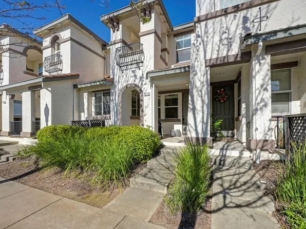 2413 Las Palomas Loop #37, Lincoln, CA 95648