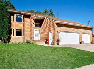 3144 9 1/2 St N, Fargo, ND 58102