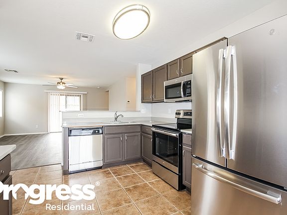 5th image of 16013 W Crocus Dr