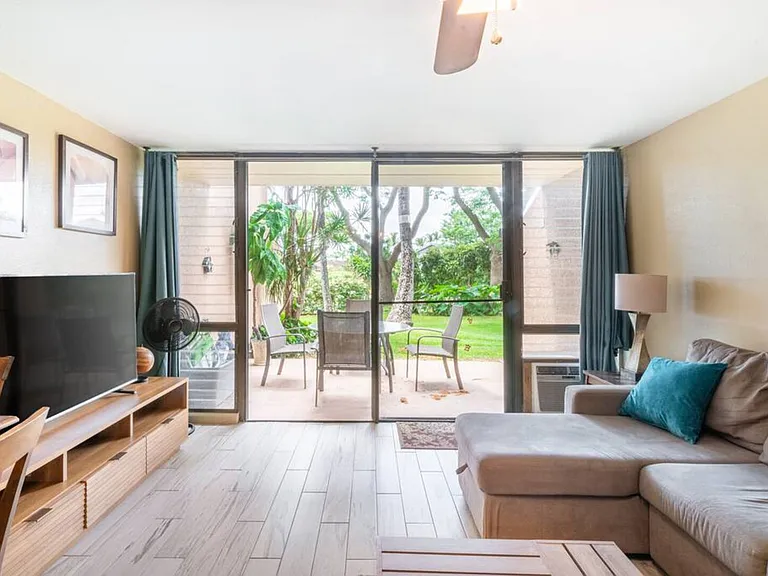 S Kihei Rd — Photo 42