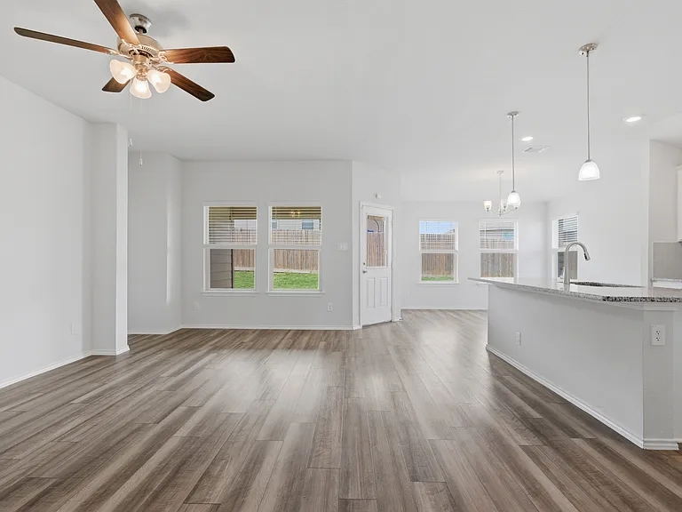 1310 Prospector Trl — Photo 15
