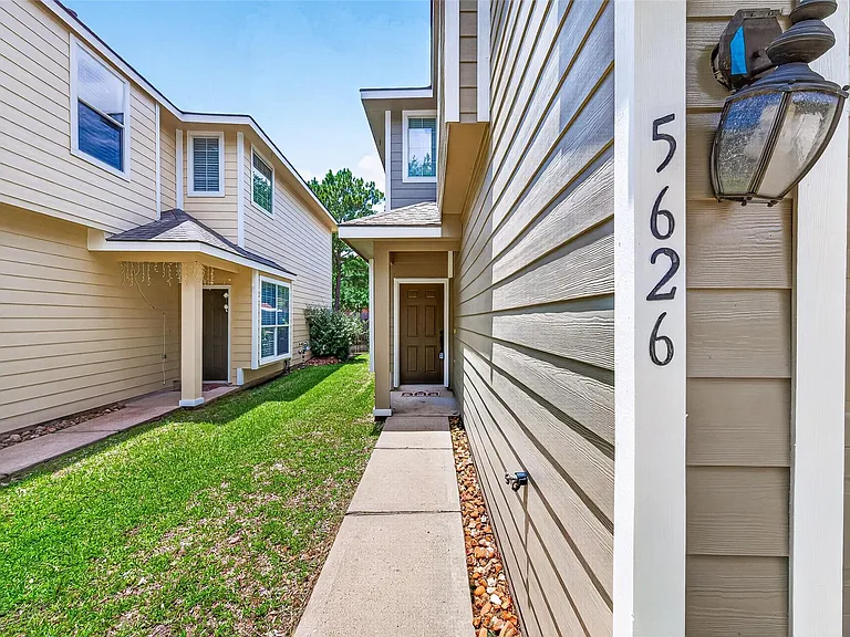5626 Claybeck Ln — Photo 4