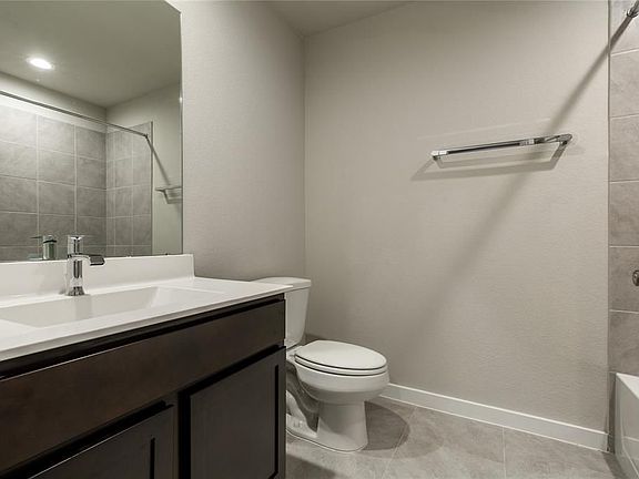 5th image of 7730 Rainham Valley Ln