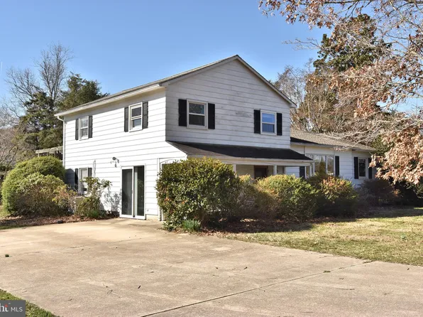 8 Stephanie Ct, Rehoboth Beach, DE 19971