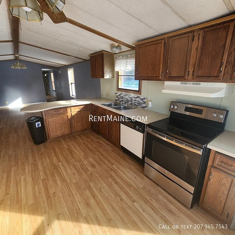 2 bed, 980 sqft, $1,300 — Photo 2