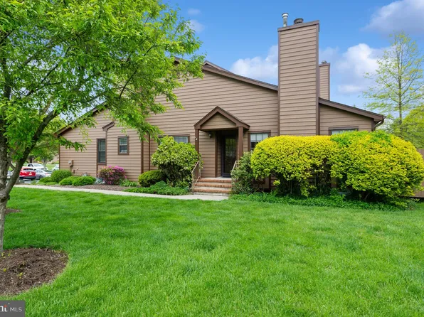37 Gallo Ct, Lawrence Township, NJ 08648