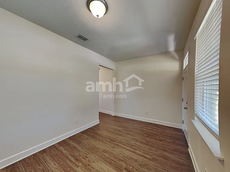 242 Crestrun Loop — Photo 10