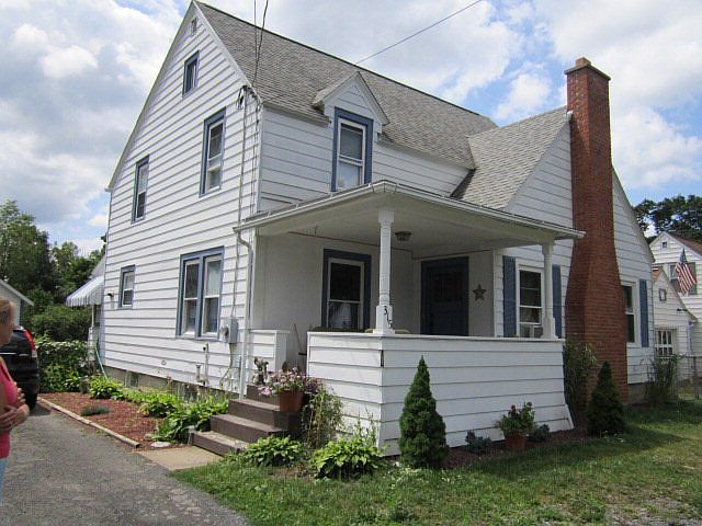 1st image of 315 Speedway St