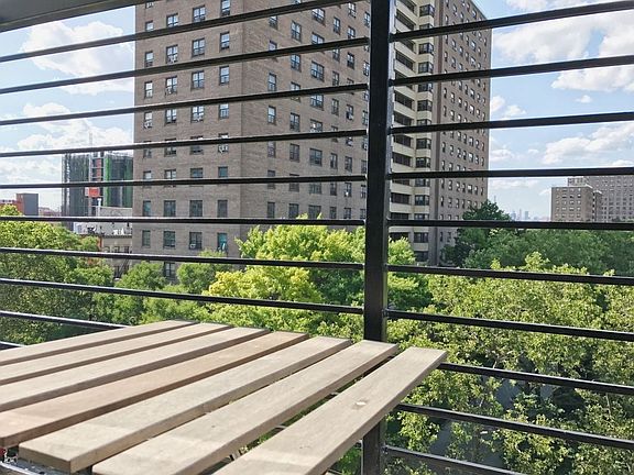 3rd image of 810 Flushing Ave #6H